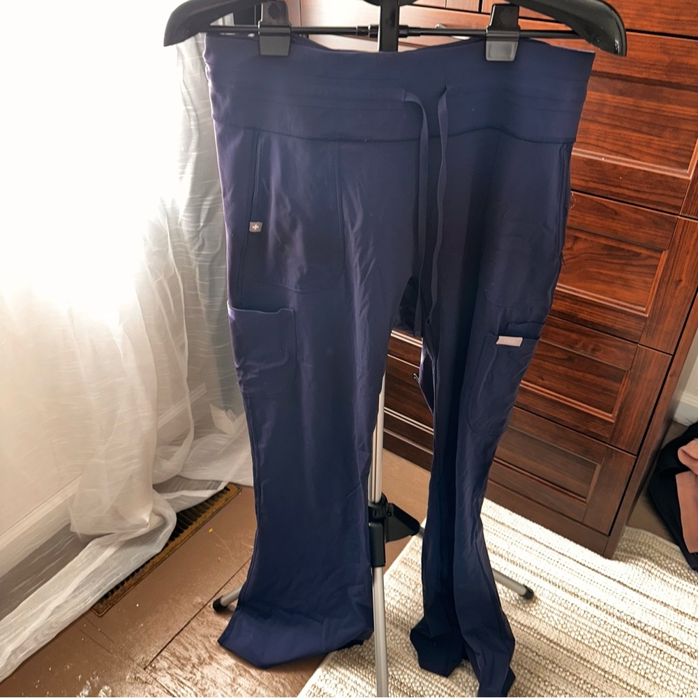 Figs navy flared scrub leggings